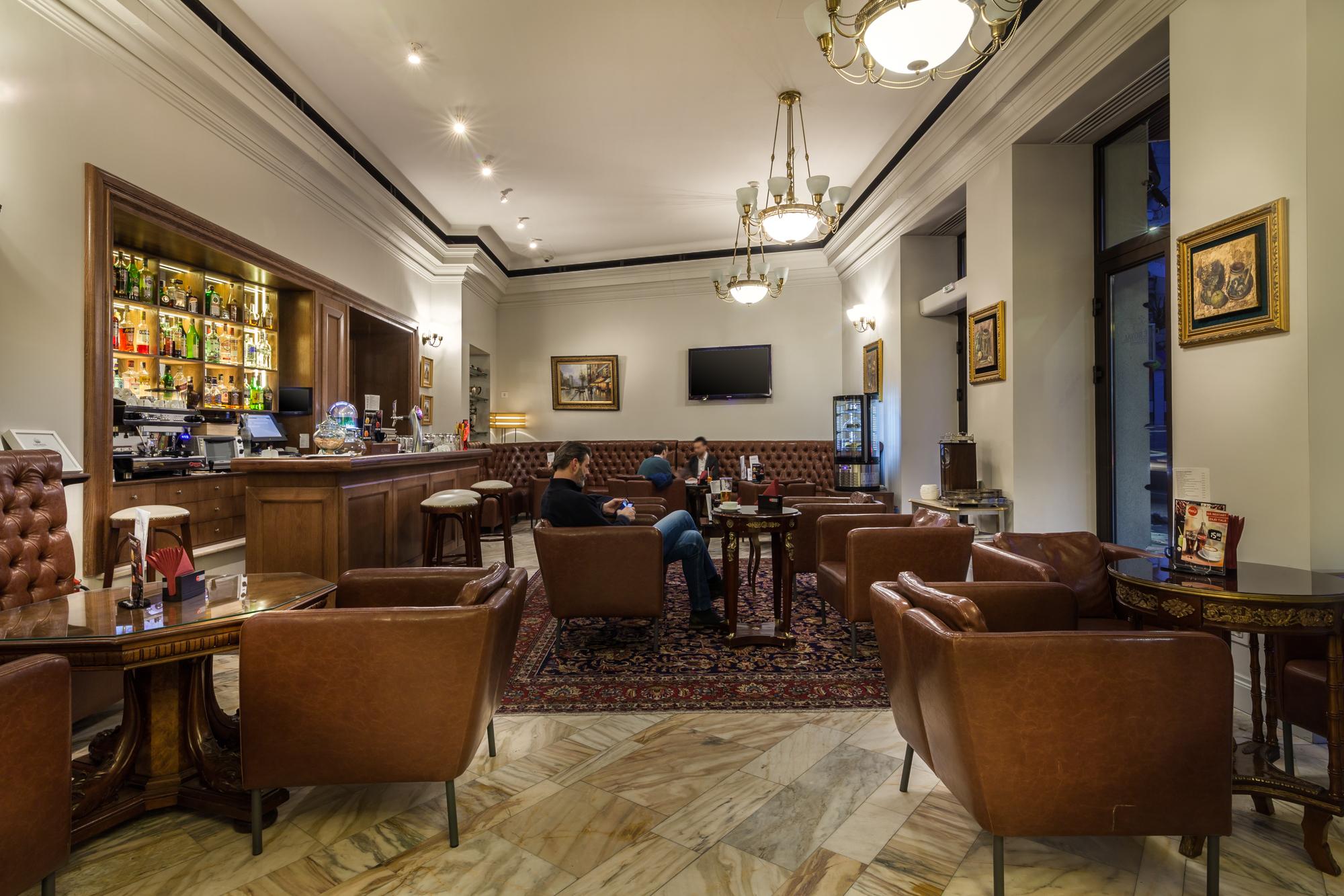 Capitol Hotel Бухарест Экстерьер фото