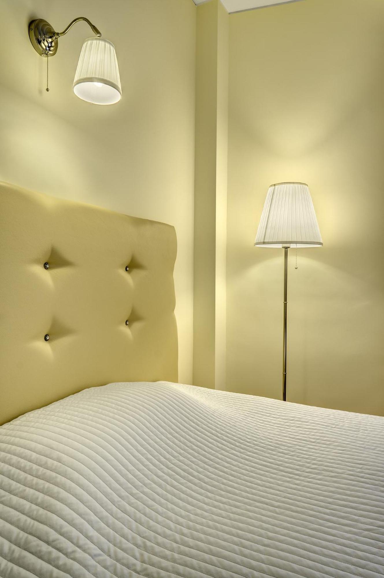 Capitol Hotel Бухарест Номер фото